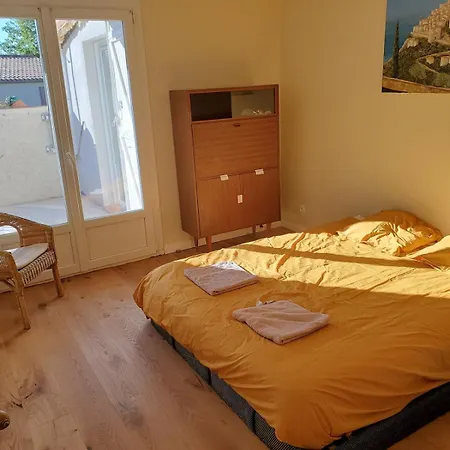 Holiday home Charming House Near Village With 5-minutes Pedestrian Access To Old Town *