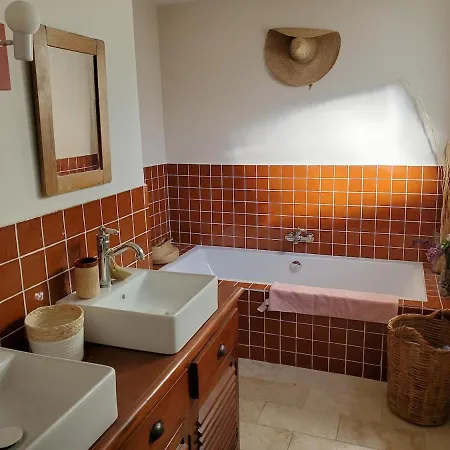 Holiday home Charming House Near Village With 5-minutes Pedestrian Access To Old Town Venelles